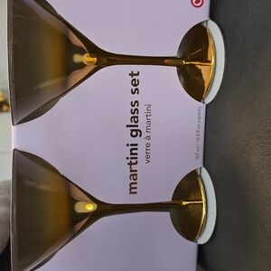 Elegant Gold Martini Glass Set